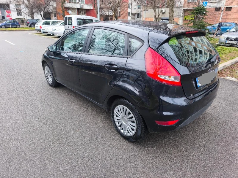 Ford Fiesta, снимка 4 - Автомобили и джипове - 53390275