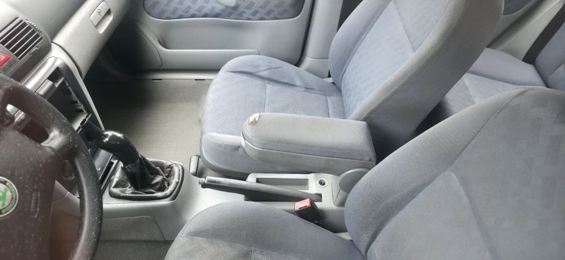 Skoda Octavia, снимка 7 - Автомобили и джипове - 53536278