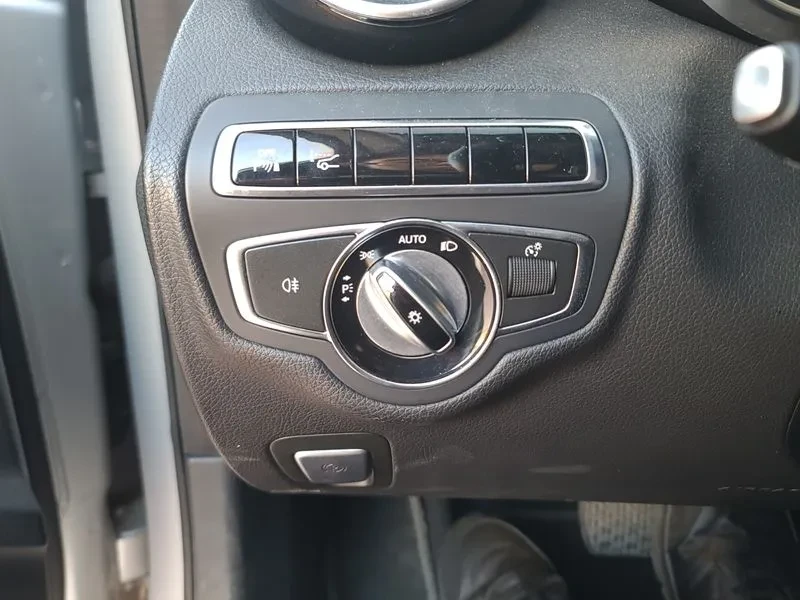 Mercedes-Benz C 200 2.0, снимка 16 - Автомобили и джипове - 54278035