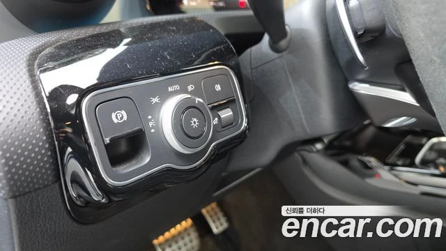 Mercedes-Benz CLA 45 AMG S* 4MATIC+ * ПОДГРЕВ* 360 КАМЕРА* НАВИГАЦИЯ, снимка 15 - Автомобили и джипове - 54820571