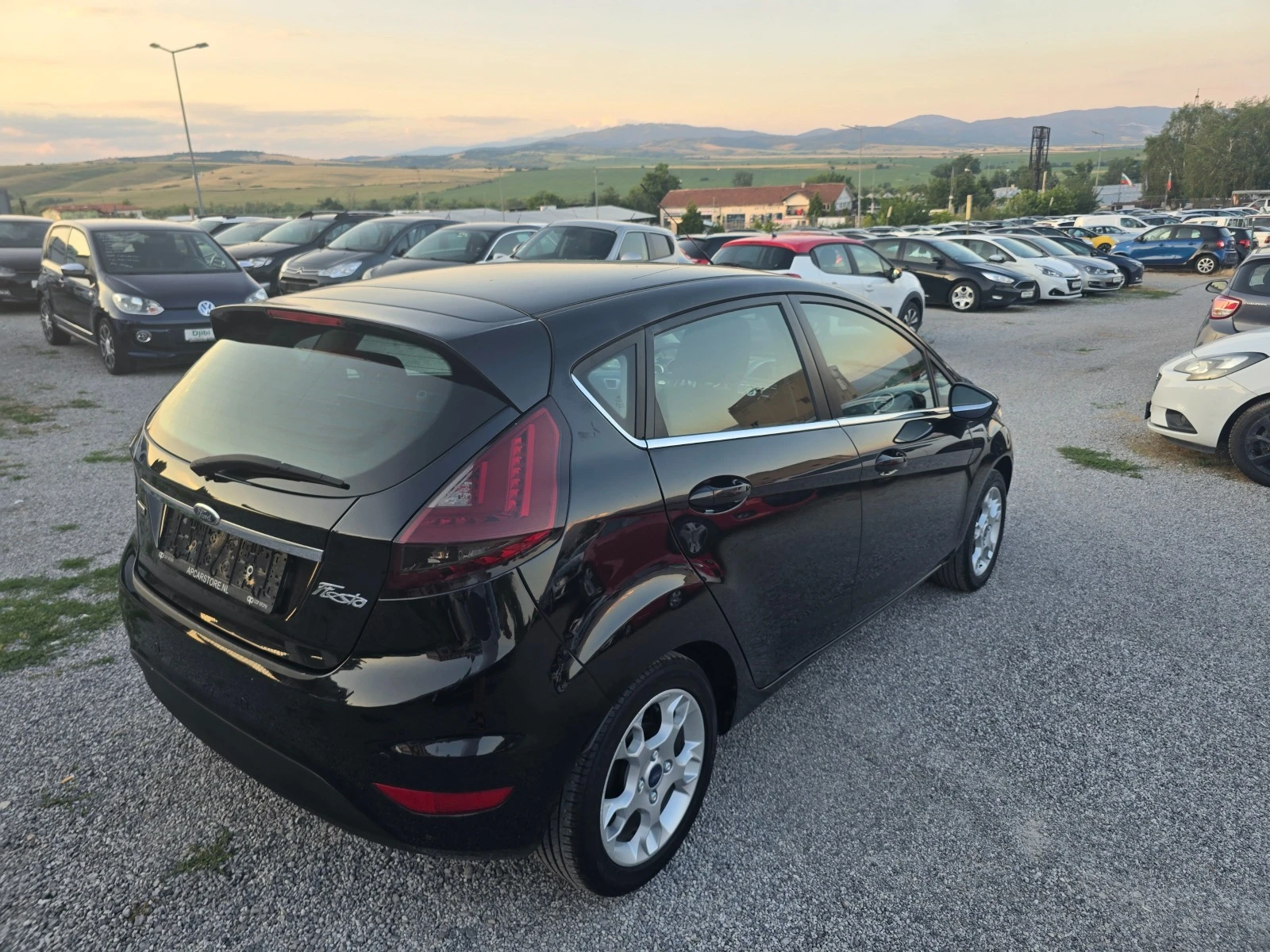 Ford Fiesta 1.0I-100K.C-EcoBoost Titanium-euro5b - изображение 4