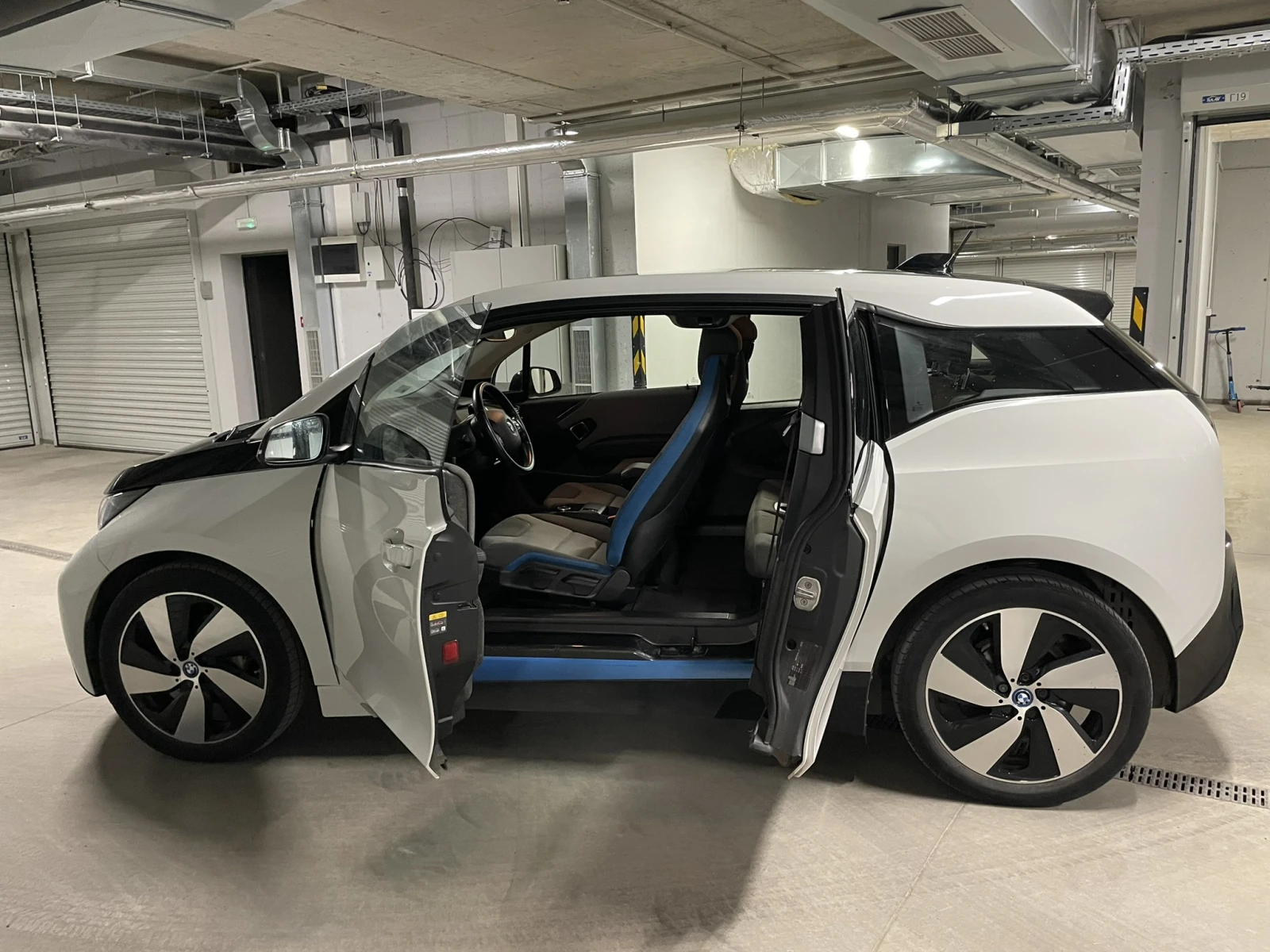 BMW i3 94Ah / Термопомпа - изображение 2