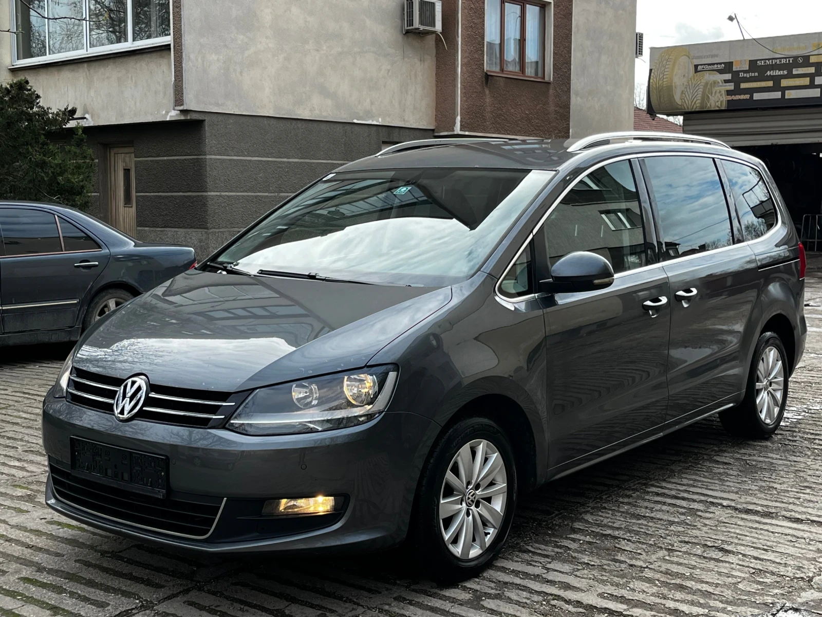 VW Sharan 2.0TDI 140кс 4-Motion  - изображение 3