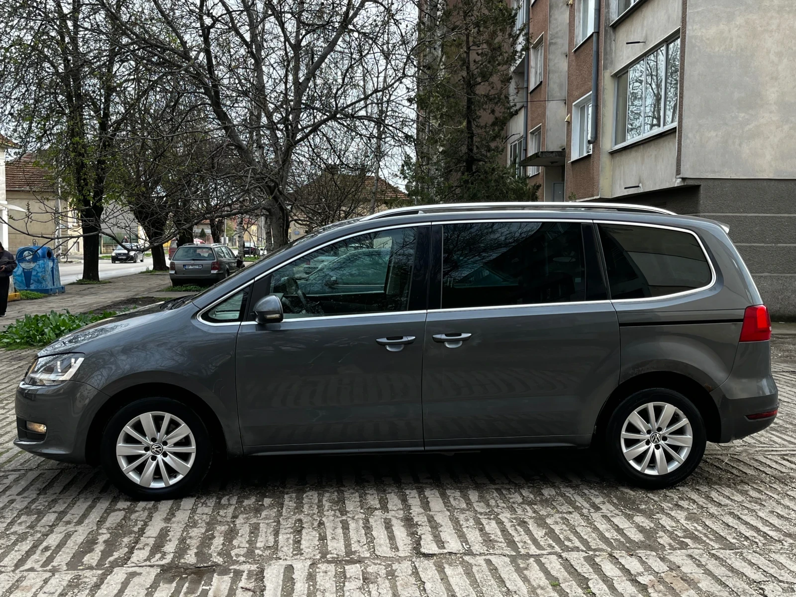 VW Sharan 2.0TDI 140кс 4-Motion  - изображение 4