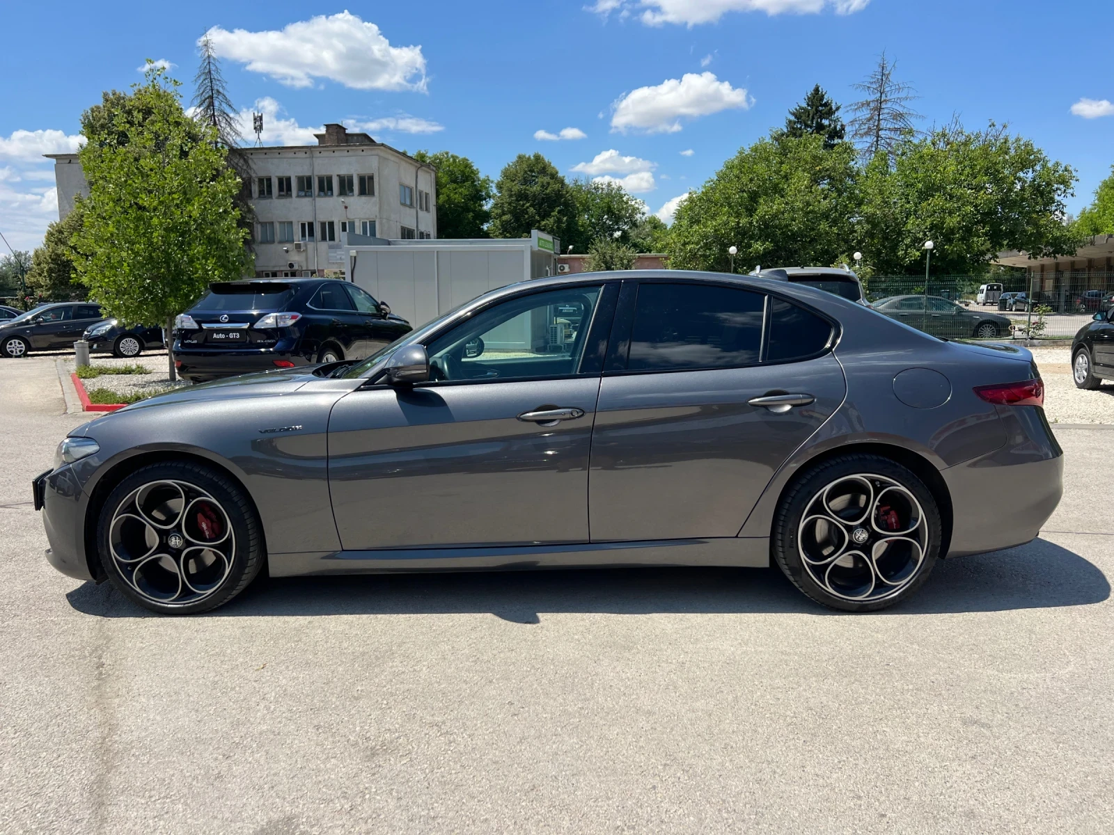 Alfa Romeo Giulia VELOCE - изображение 9