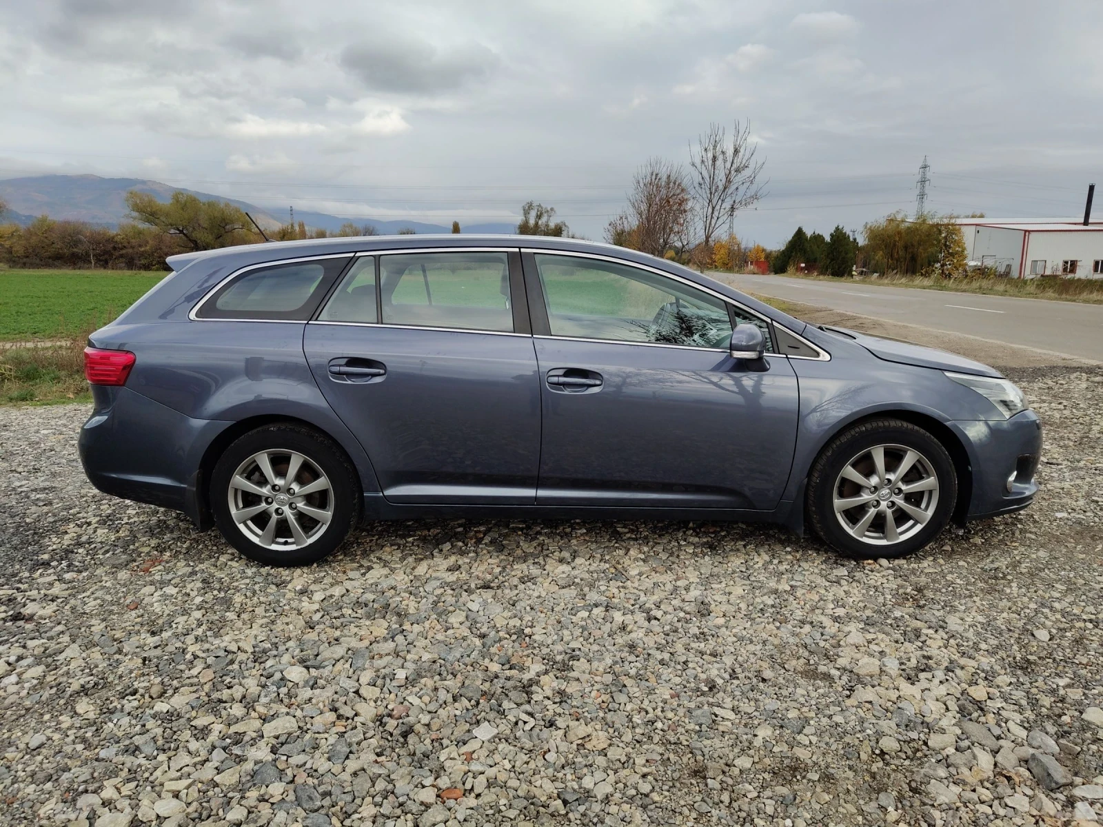 Toyota Avensis 2.0 D4D 126 FACELIFT 2013 | Mobile.bg   8