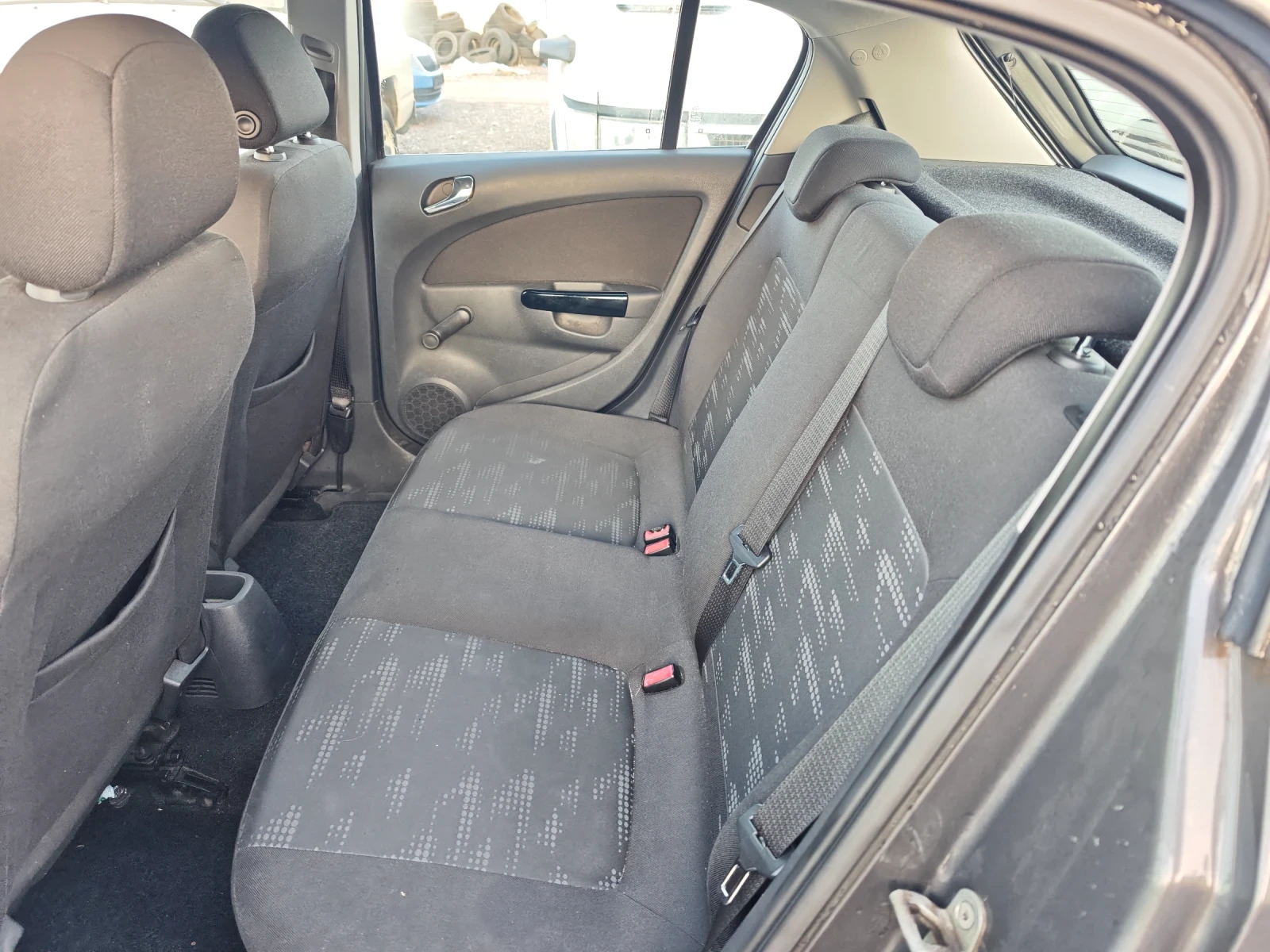 Opel Corsa 1.2i  - изображение 9