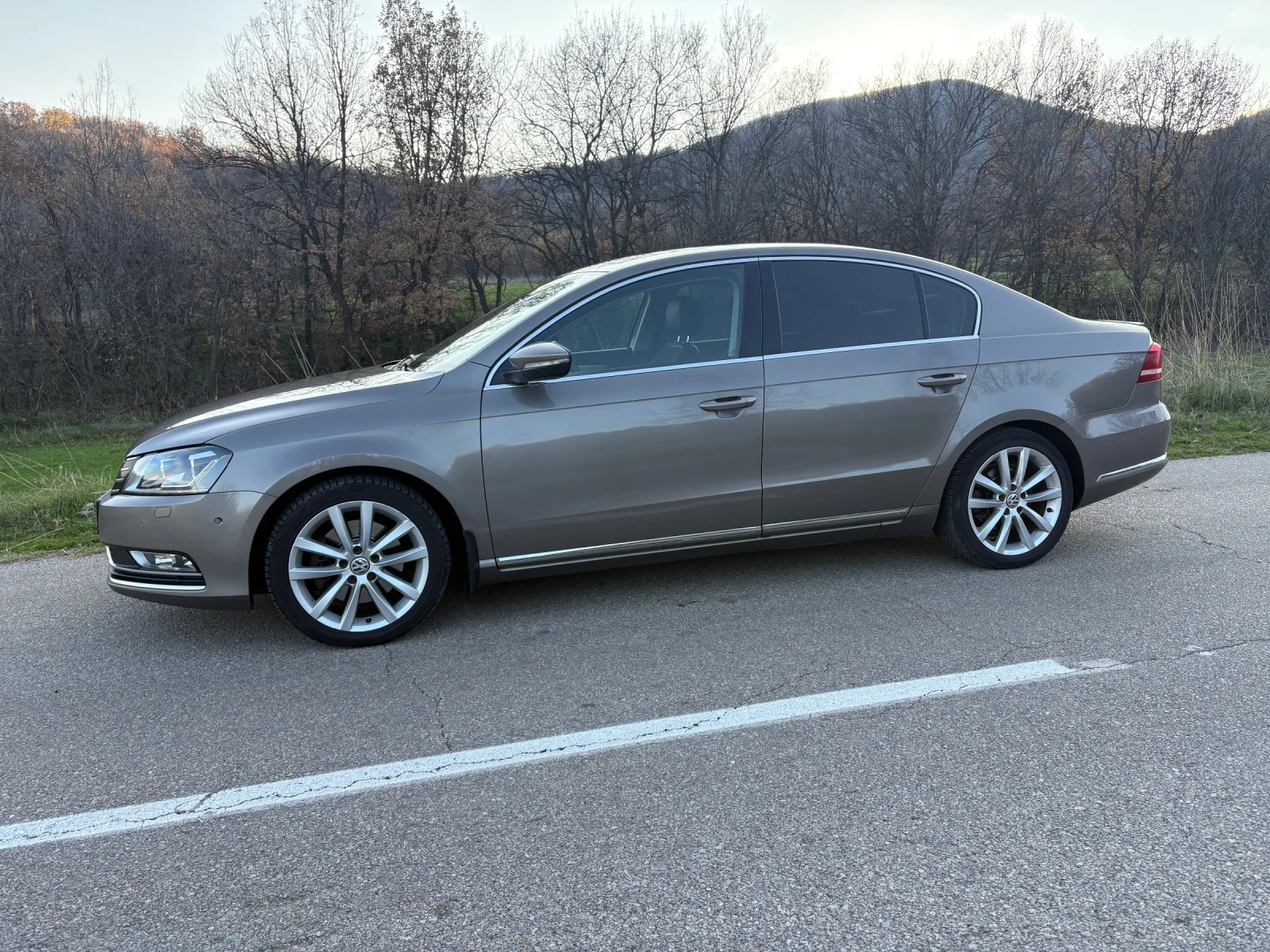 VW Passat 2.0TDI DSG Highline - изображение 3