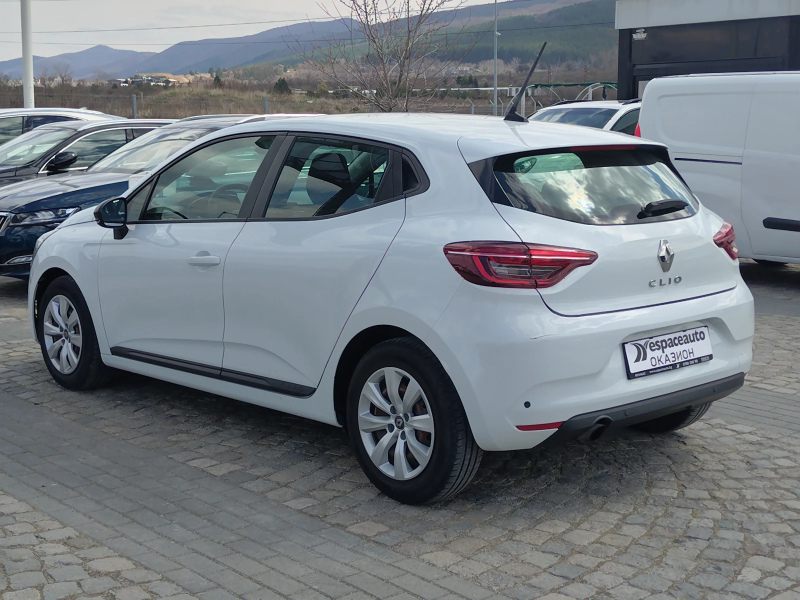 Renault Clio 1.0TCe100к.с., снимка 6 - Автомобили и джипове - 53987876