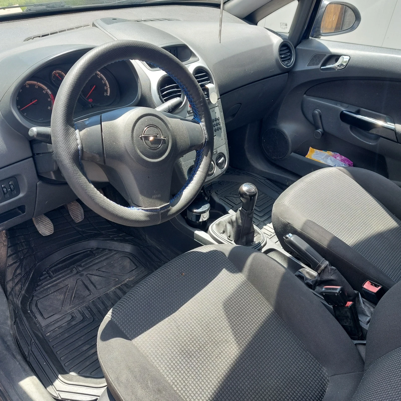 Opel Corsa, снимка 7 - Автомобили и джипове - 54761523