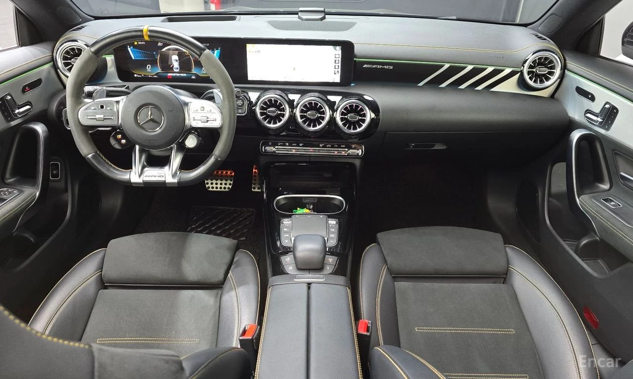 Mercedes-Benz CLA 45 AMG S* 4MATIC+ * ПОДГРЕВ* 360 КАМЕРА* НАВИГАЦИЯ, снимка 3 - Автомобили и джипове - 54820571