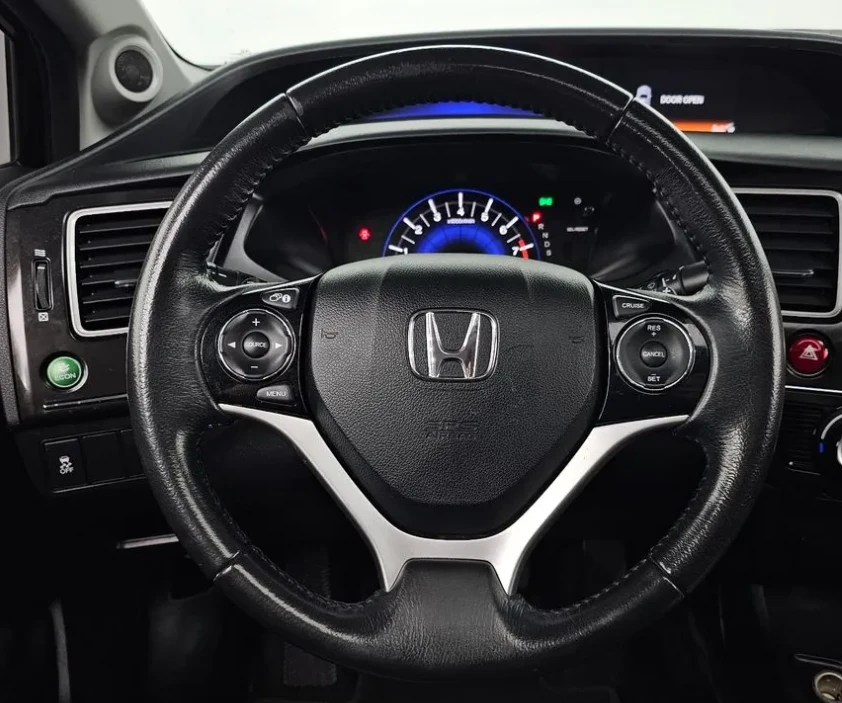 Honda Civic 1.8 i-VTEC Автомат! EXECUTIVE!, снимка 7 - Автомобили и джипове - 54831885