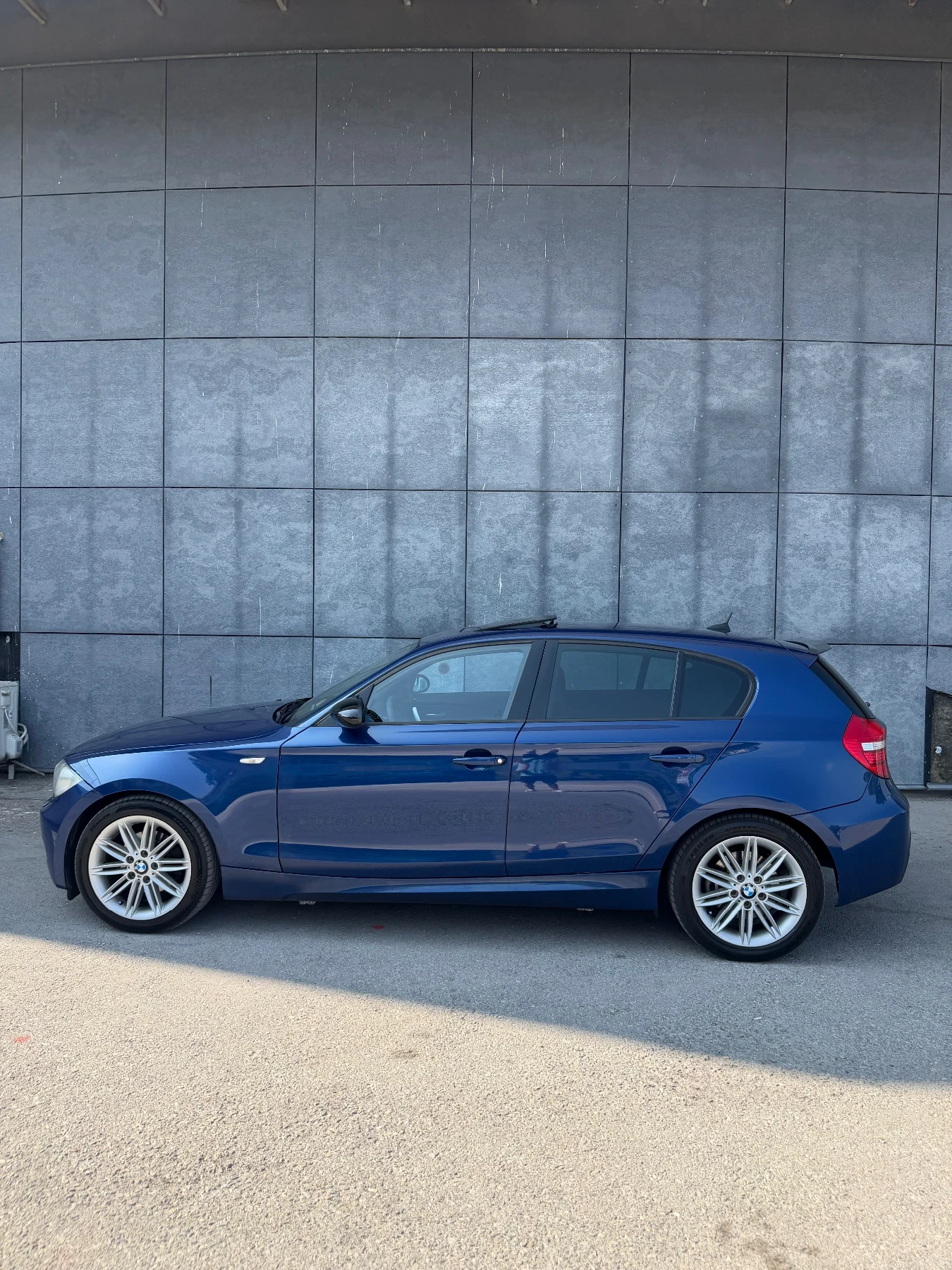 BMW 118 M pack / всички екстри, снимка 3 - Автомобили и джипове - 56088938