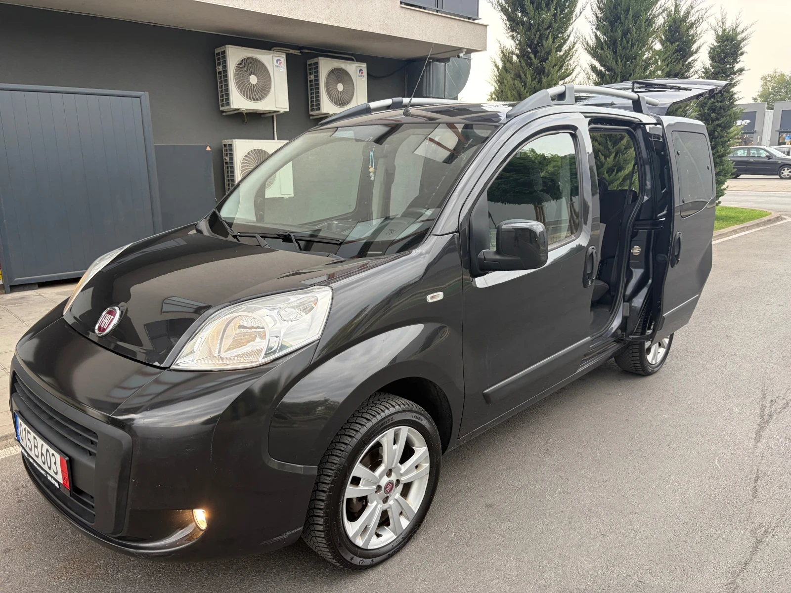 Fiat Qubo 1.4, снимка 9 - Автомобили и джипове - 56167420