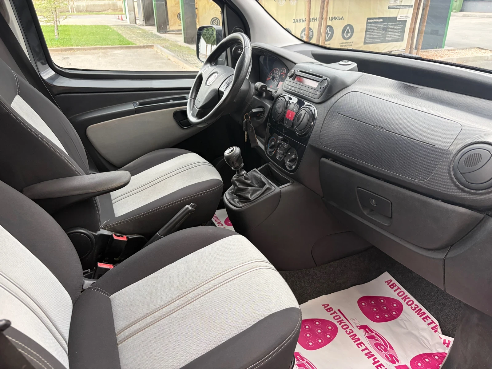 Fiat Qubo 1.4, снимка 12 - Автомобили и джипове - 56167420