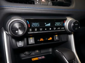 Обява за продажба на Toyota Rav4 2.5 4×4 Hybrid = NEW = Style Edition Гаранция ~ 112 104 лв. - изображение 8