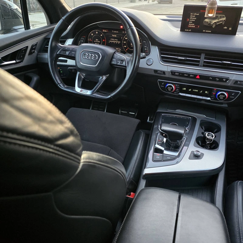 Audi Q7 SLINE, снимка 8 - Автомобили и джипове - 48435038