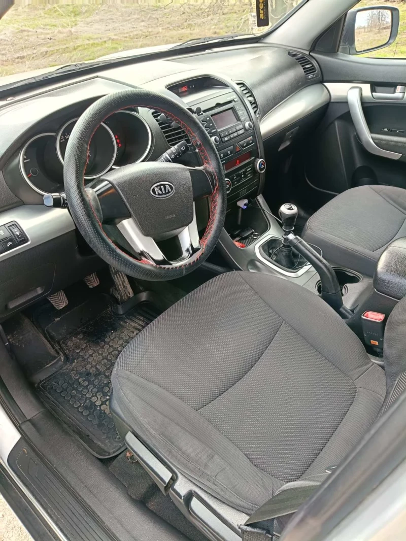 Kia Sorento, снимка 5 - Автомобили и джипове - 49344555