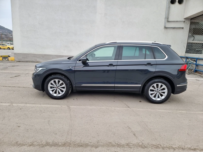 VW Tiguan 2.0TDI AVTOMATIK HIGHLINE , снимка 3 - Автомобили и джипове - 49471065