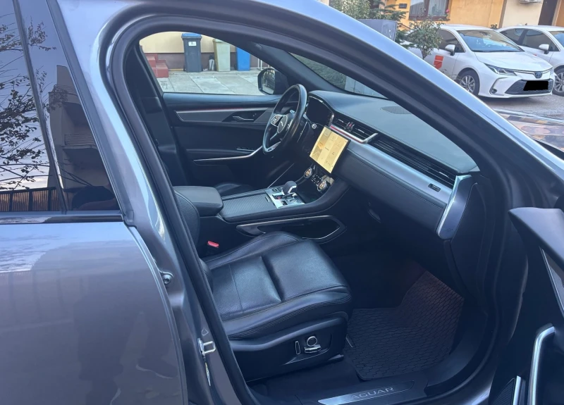 Jaguar F-PACE, снимка 7 - Автомобили и джипове - 52822166