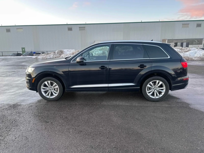 Audi Q7 * 3.0T Progressiv * CARFAX * ЦЕНА ДО БГ, снимка 2 - Автомобили и джипове - 52834764