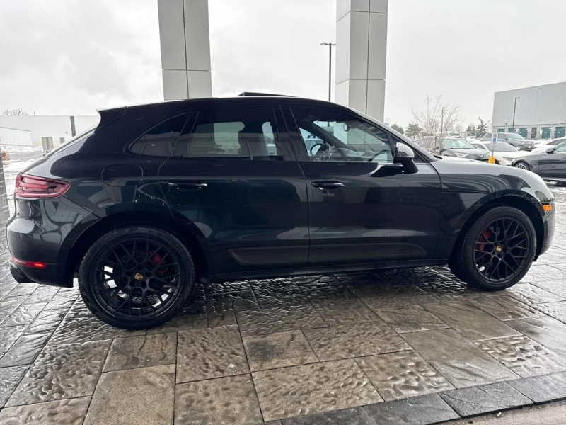 Porsche Macan * GTS/ CARBON PACKAGE/ CARFAX * , снимка 3 - Автомобили и джипове - 52951822