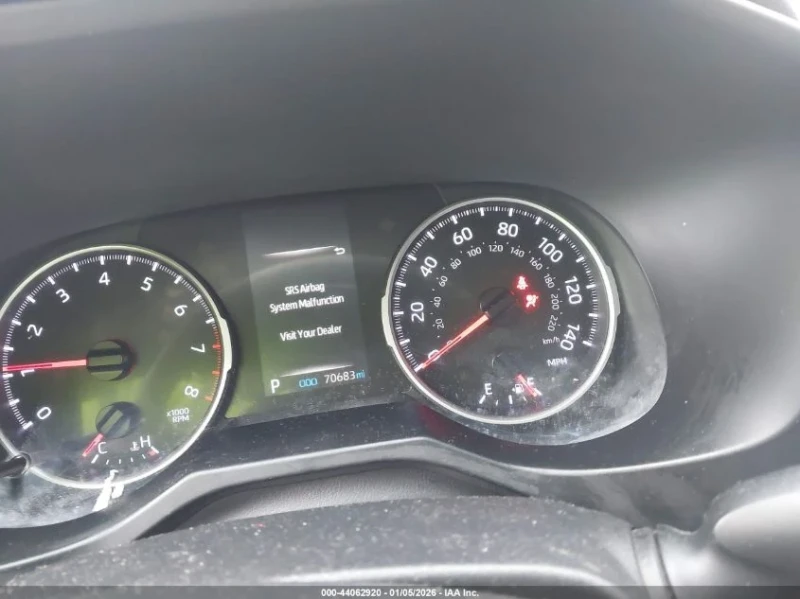 Toyota Rav4 LE, снимка 7 - Автомобили и джипове - 53070155