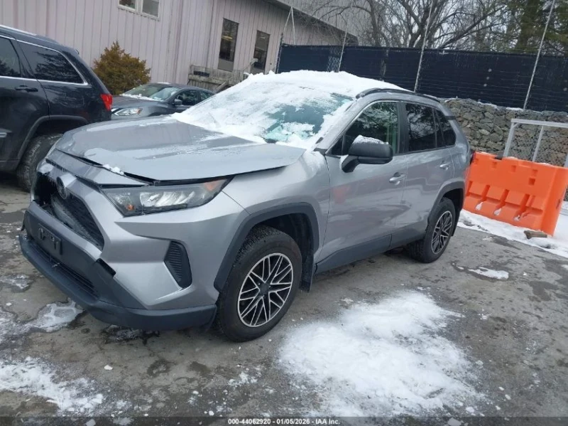 Toyota Rav4 LE, снимка 2 - Автомобили и джипове - 53070155