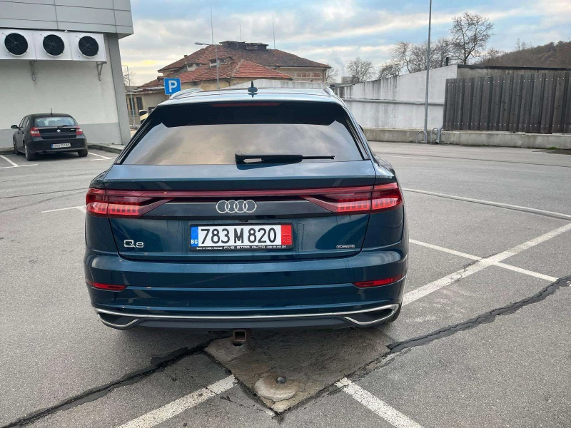 Audi Q8 Technik/B&O/360  камера, снимка 5 - Автомобили и джипове - 53079017