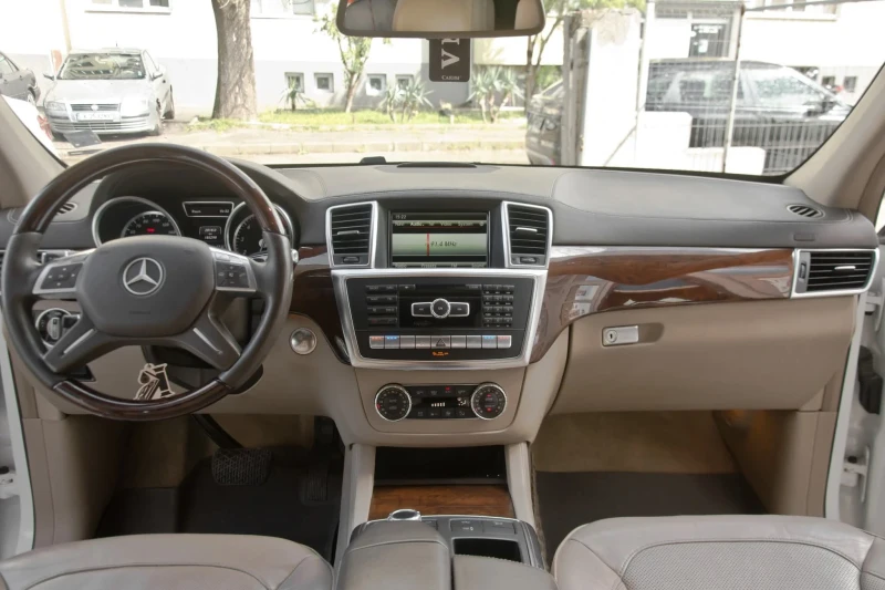 Mercedes-Benz GL 500, снимка 9 - Автомобили и джипове - 53382158