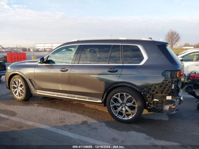 BMW X7 XDRIVE40I, Сервизна история, Минимална щета, снимка 6 - Автомобили и джипове - 48813260