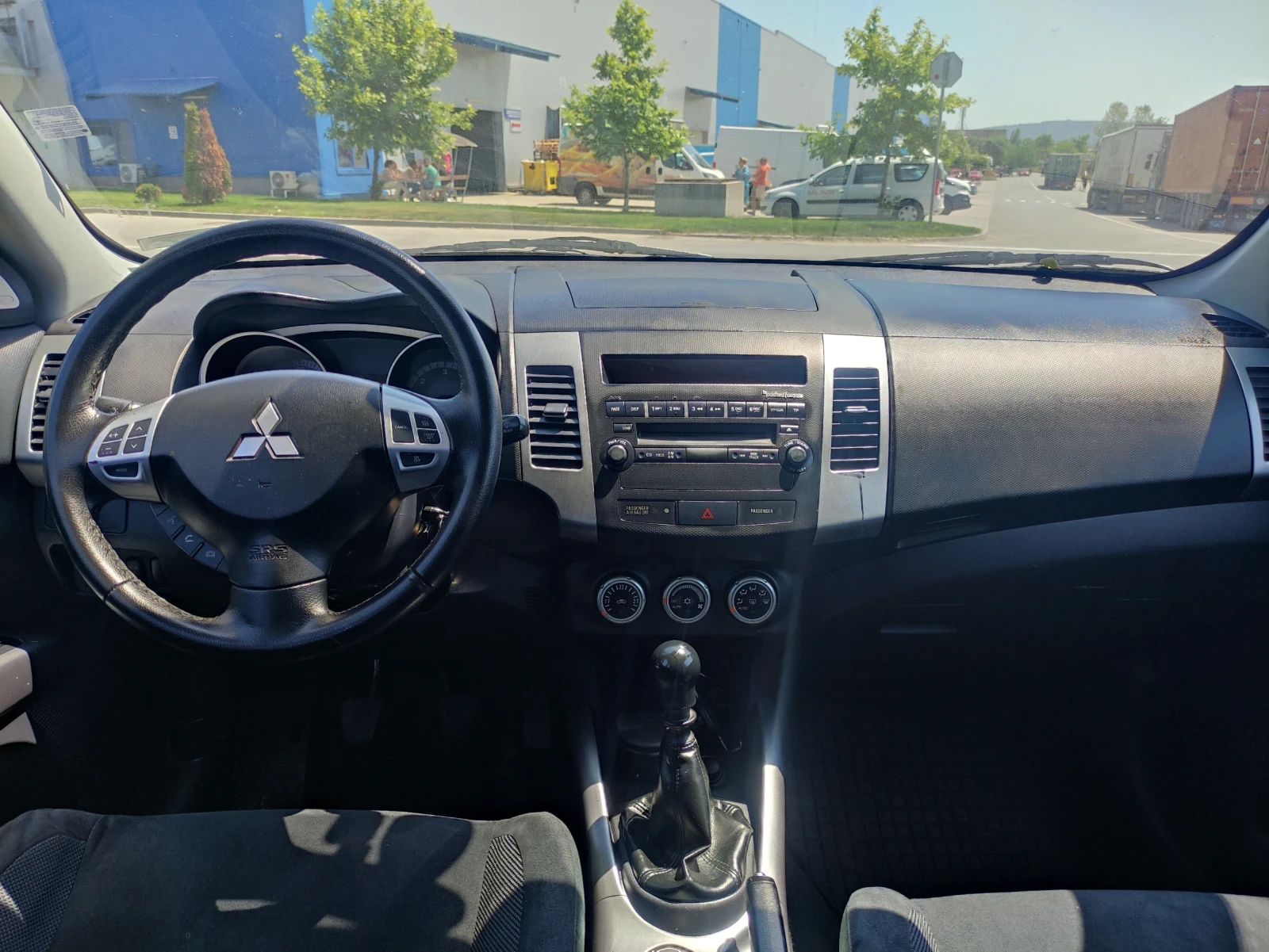 Mitsubishi Outlander  - изображение 8