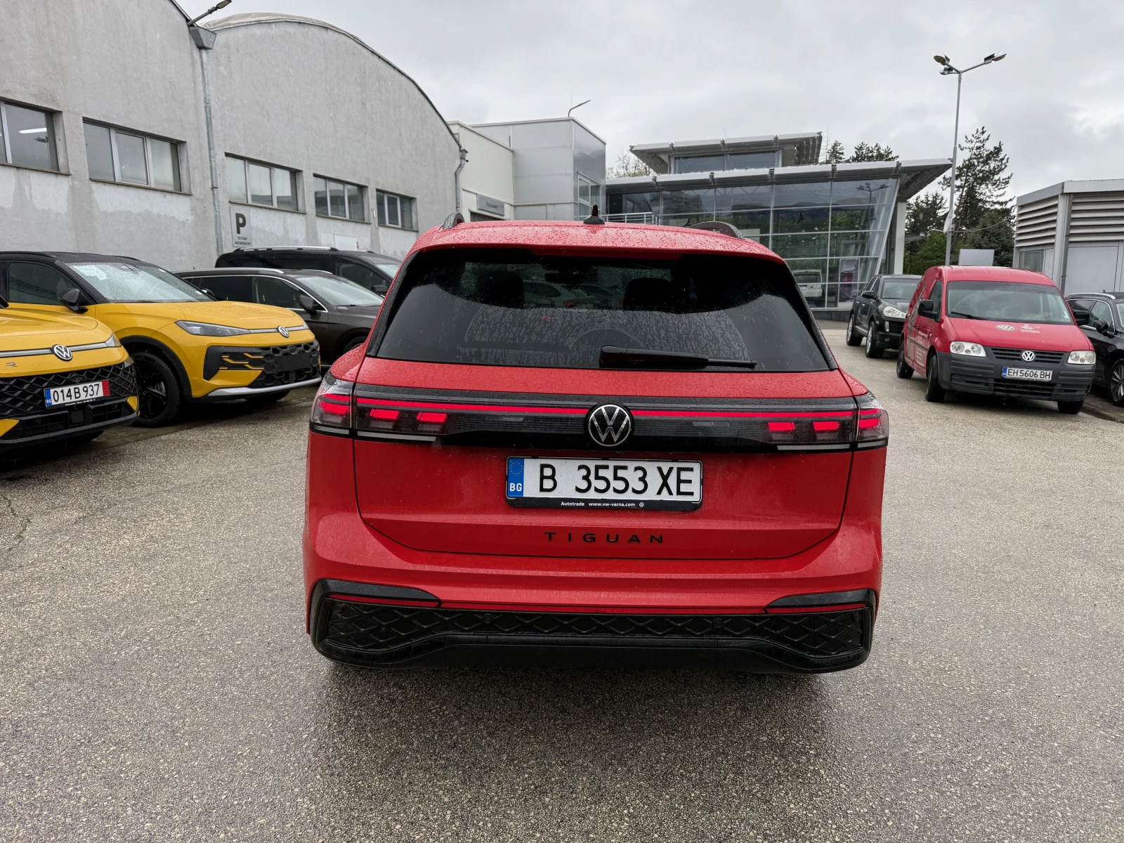 VW Tiguan R-line Plus 4 Motion  2, 0 TDI 193 k.c 7DSG, снимка 5 - Автомобили и джипове - 54638326