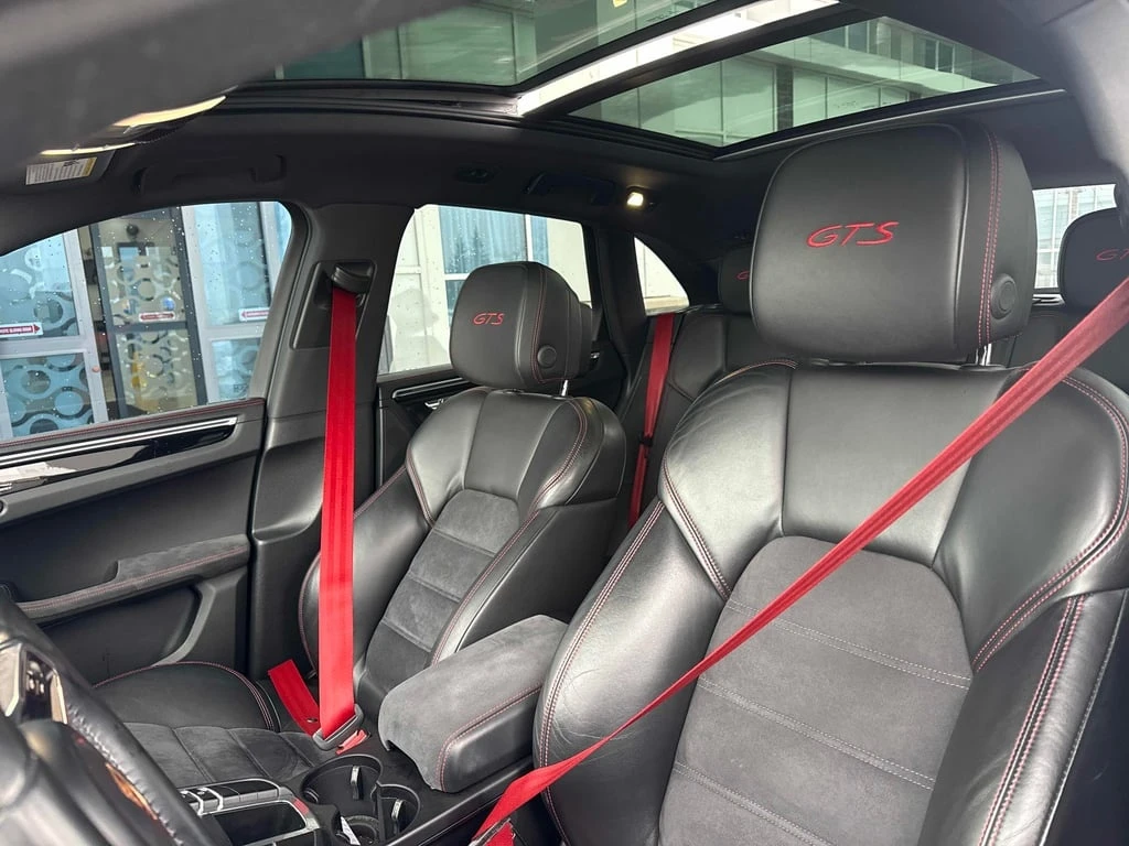 Porsche Macan * GTS/ CARBON PACKAGE/ CARFAX *  - изображение 10