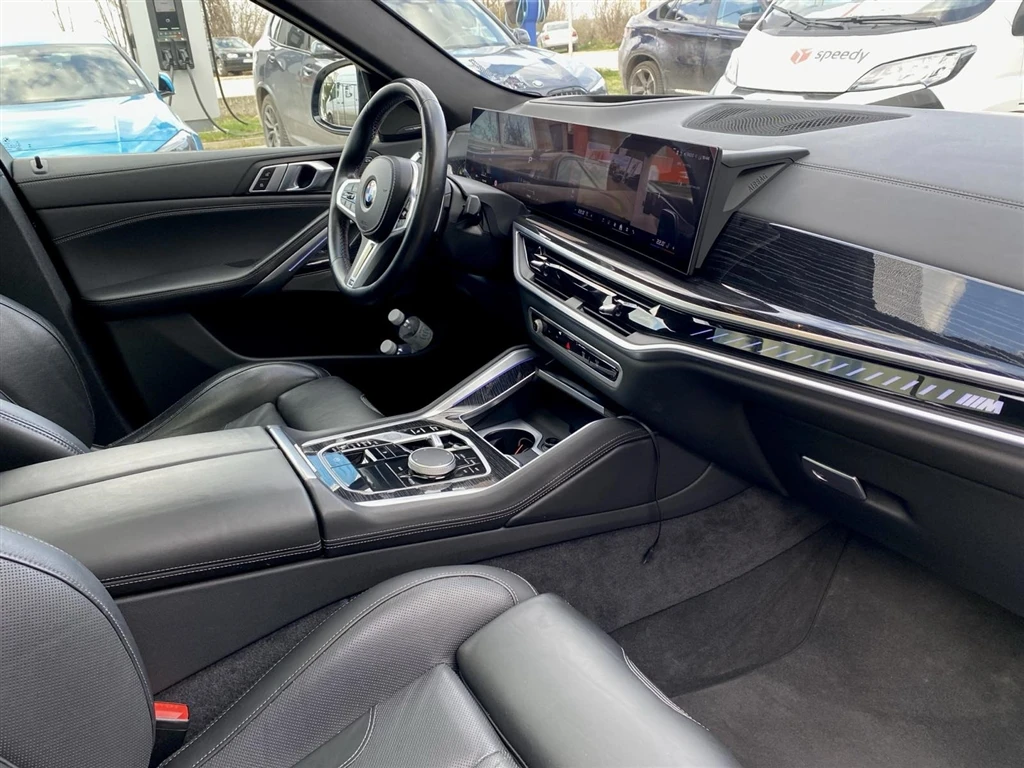 BMW X6 M60i xDrive, снимка 7 - Автомобили и джипове - 54056310