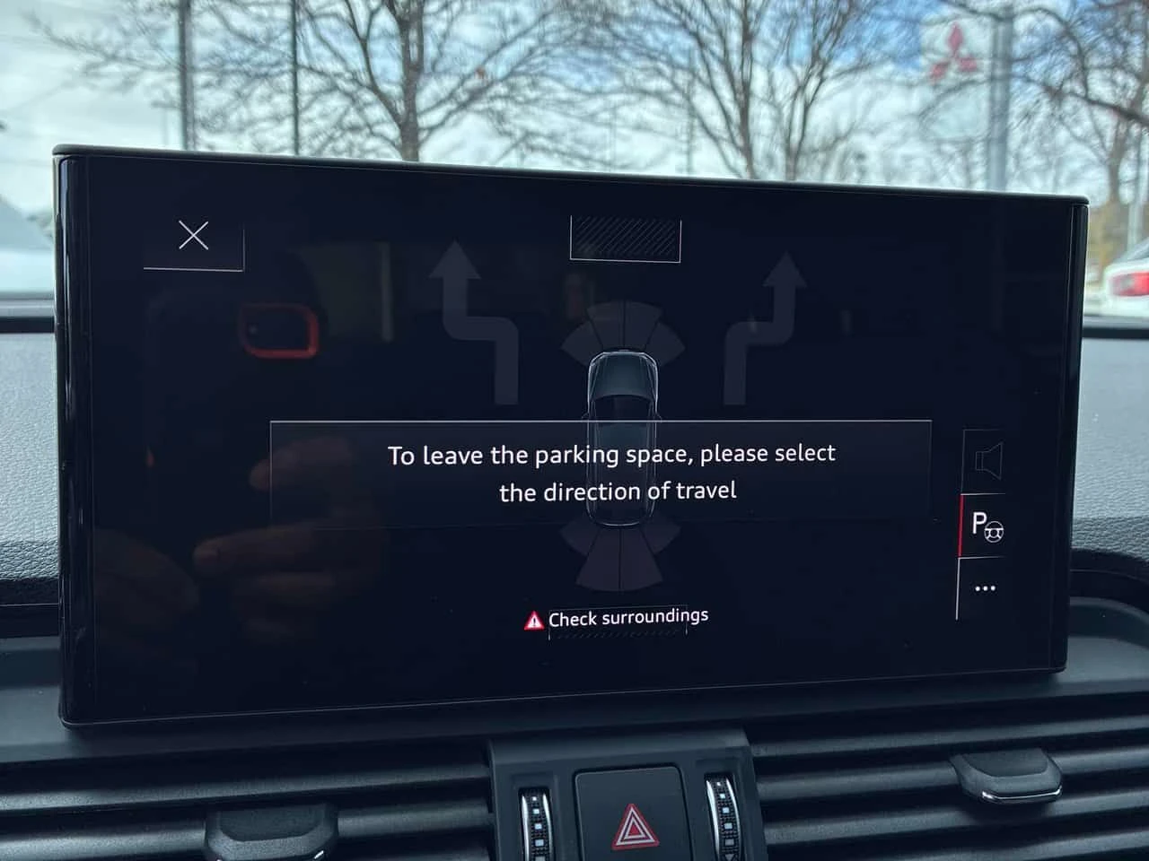 Audi Q5 * Technik * CARFAX * S LINE * ПАНО * KEYLESS, снимка 17 - Автомобили и джипове - 54141395