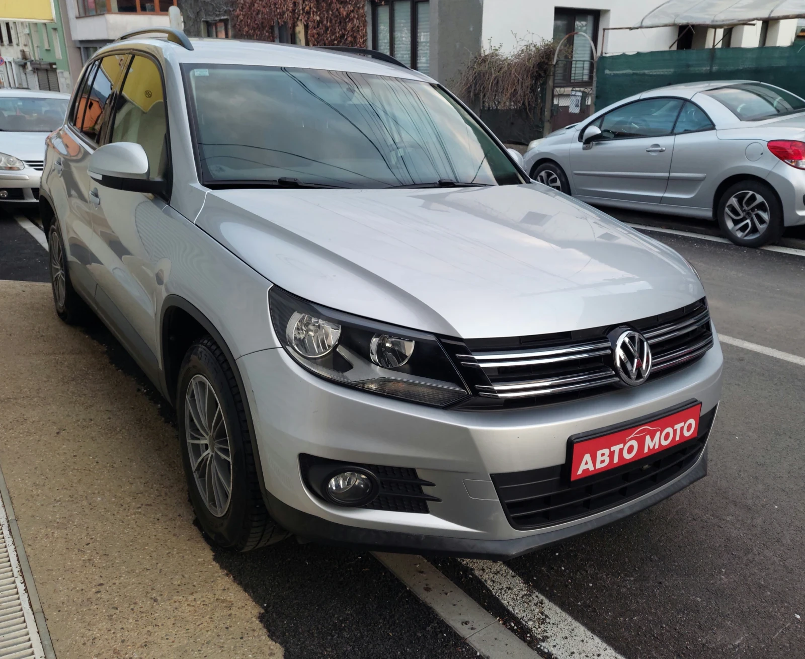 VW Tiguan 1.4 TSI, снимка 2 - Автомобили и джипове - 54258914