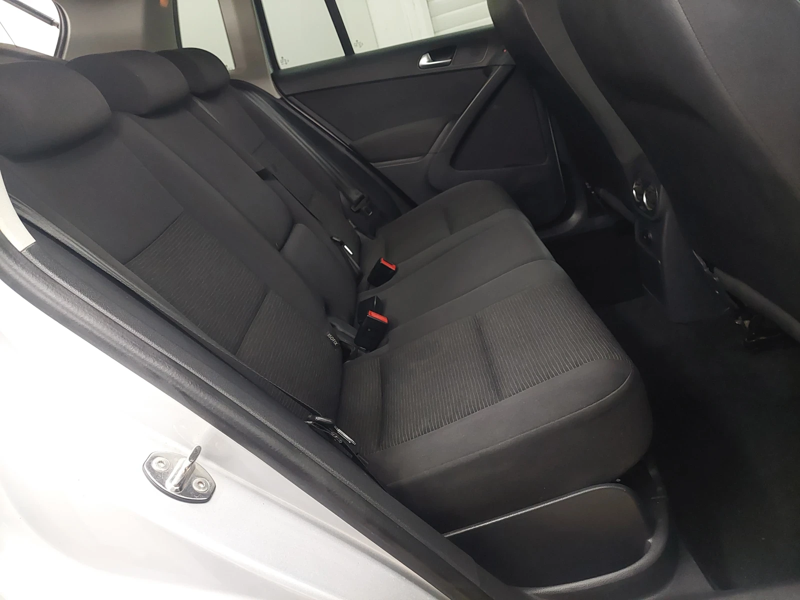 VW Tiguan 1.4 TSI, снимка 14 - Автомобили и джипове - 54258914