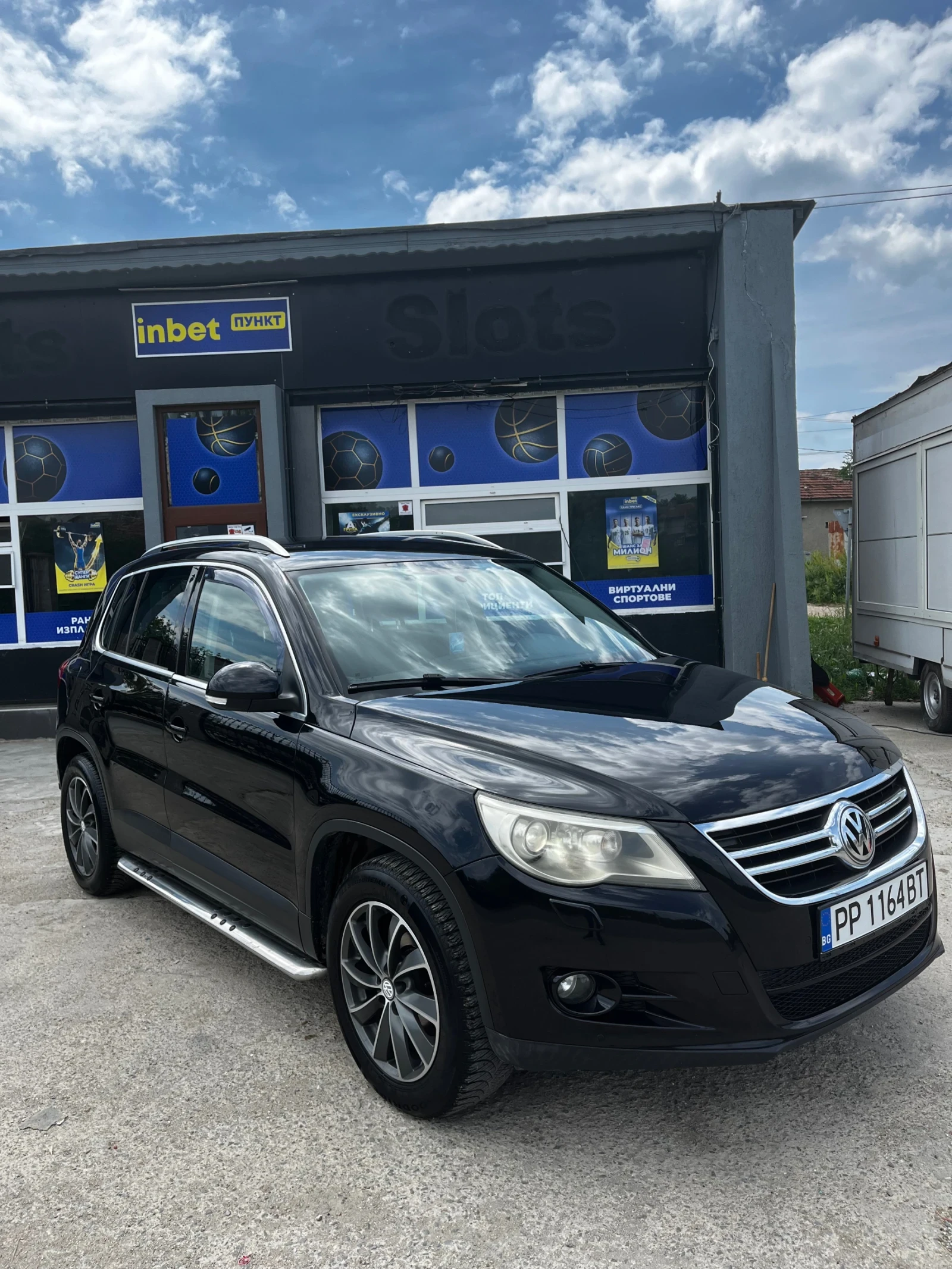 VW Tiguan, снимка 2 - Автомобили и джипове - 54619159