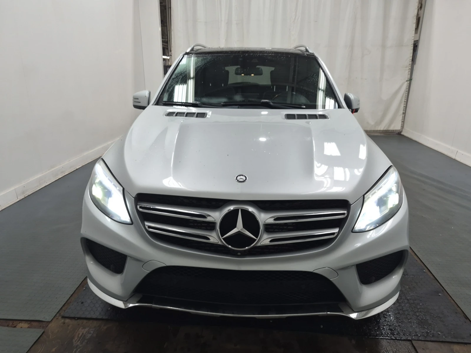 Mercedes-Benz GLE 350, снимка 2 - Автомобили и джипове - 55015277