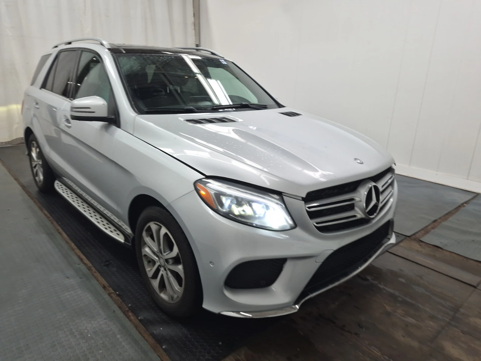Mercedes-Benz GLE 350, снимка 3 - Автомобили и джипове - 55015277