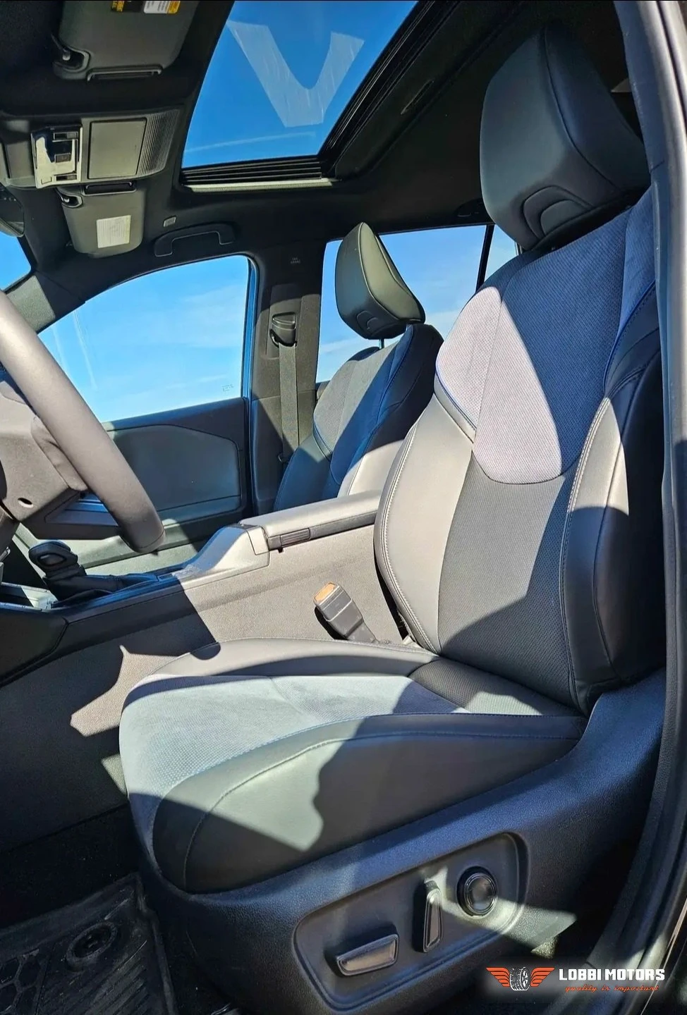 Toyota Rav4, снимка 4 - Автомобили и джипове - 56295749
