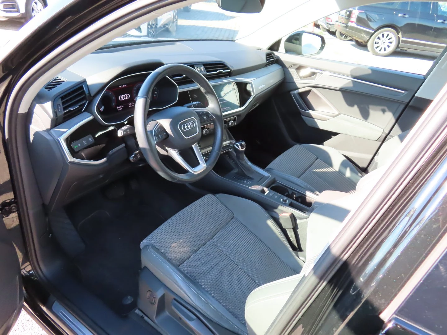 Audi Q3 | Mobile.bg � ����������� 4