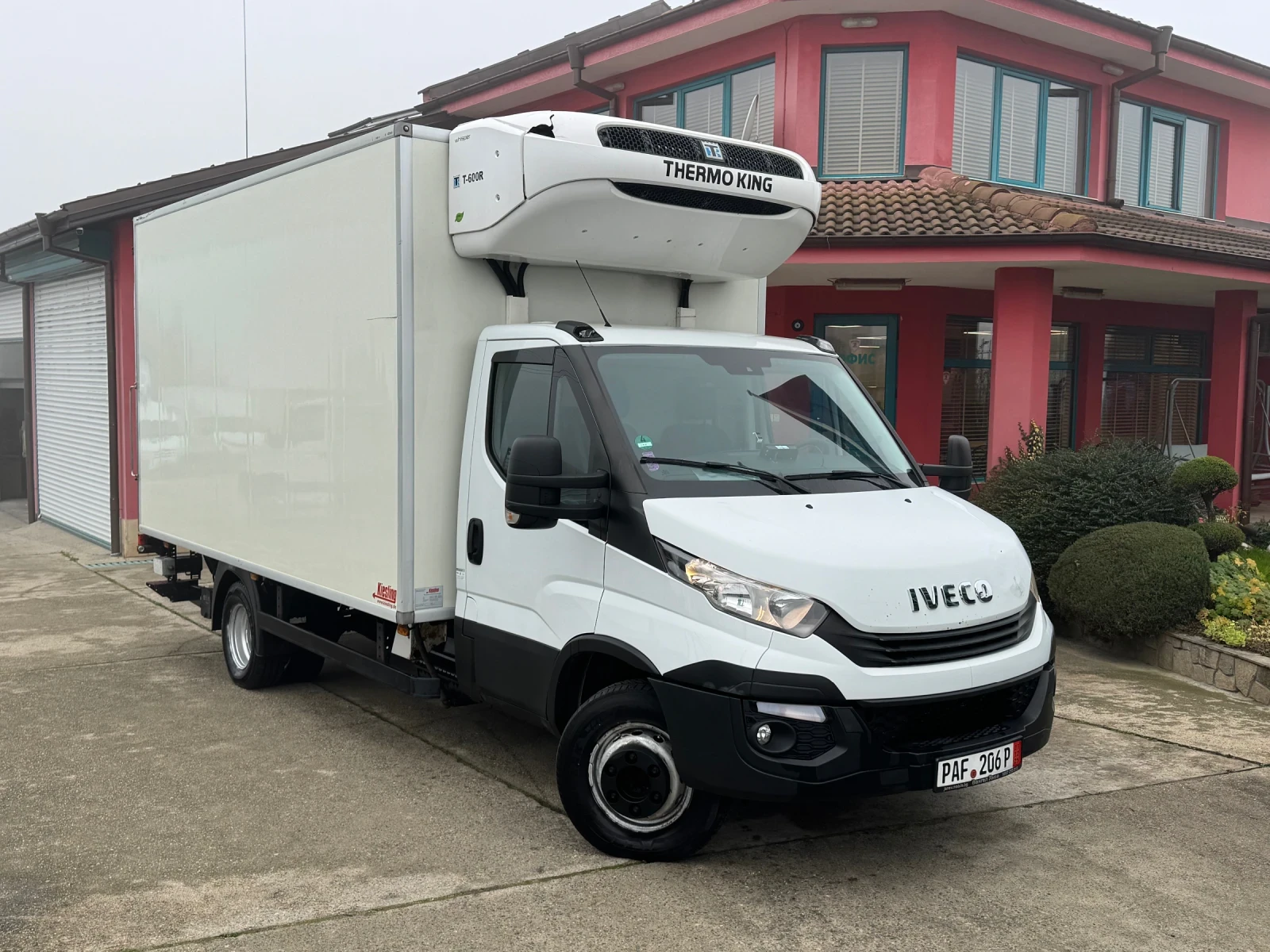 Iveco Daily 70C18* Euro6* Хладилен+ Ток* Климатик* Падащ борд, снимка 1