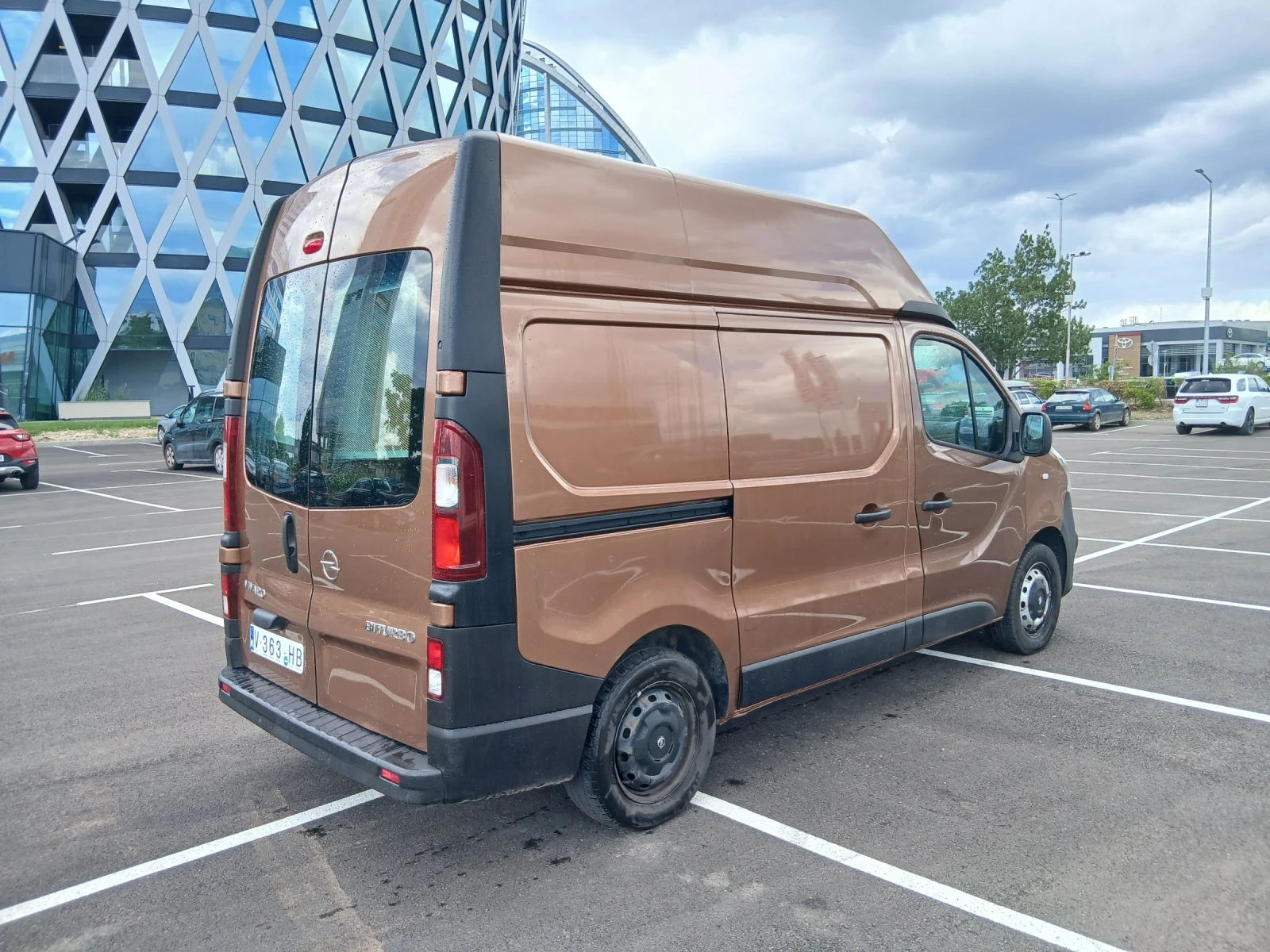 Opel Vivaro 1.6 L1H2 евро 6, снимка 4 - Бусове и автобуси - 55264934