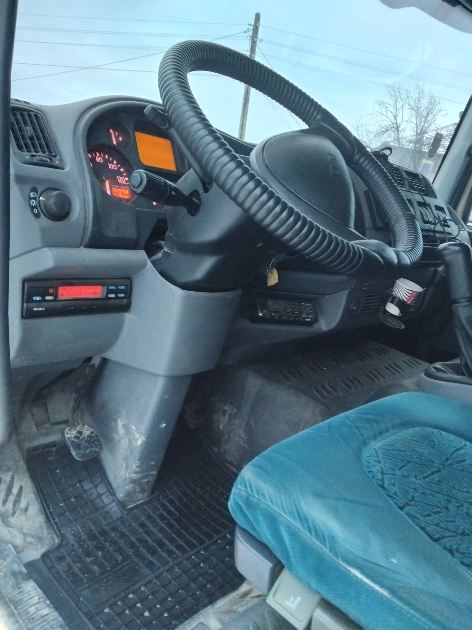 Daf Lf Бордови с кран, снимка 11 - Камиони - 55054639