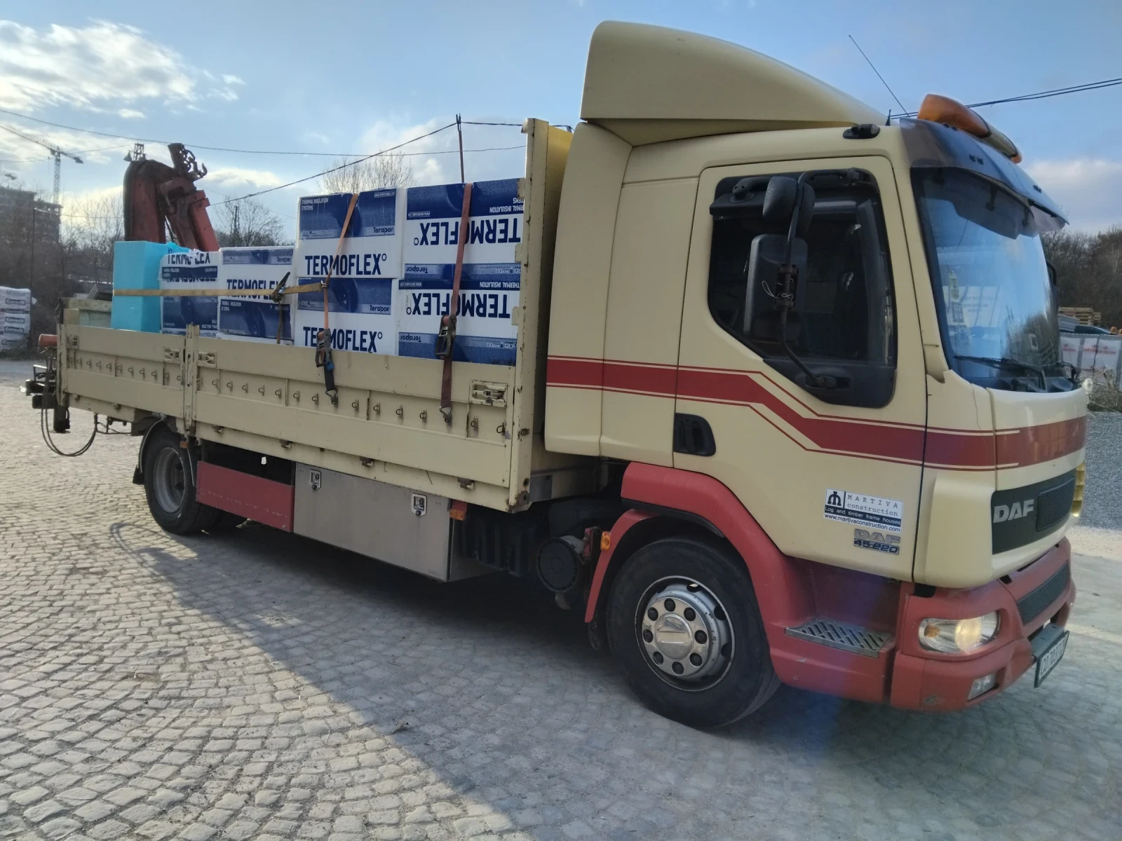 Daf Lf Бордови с кран, снимка 4 - Камиони - 55054639