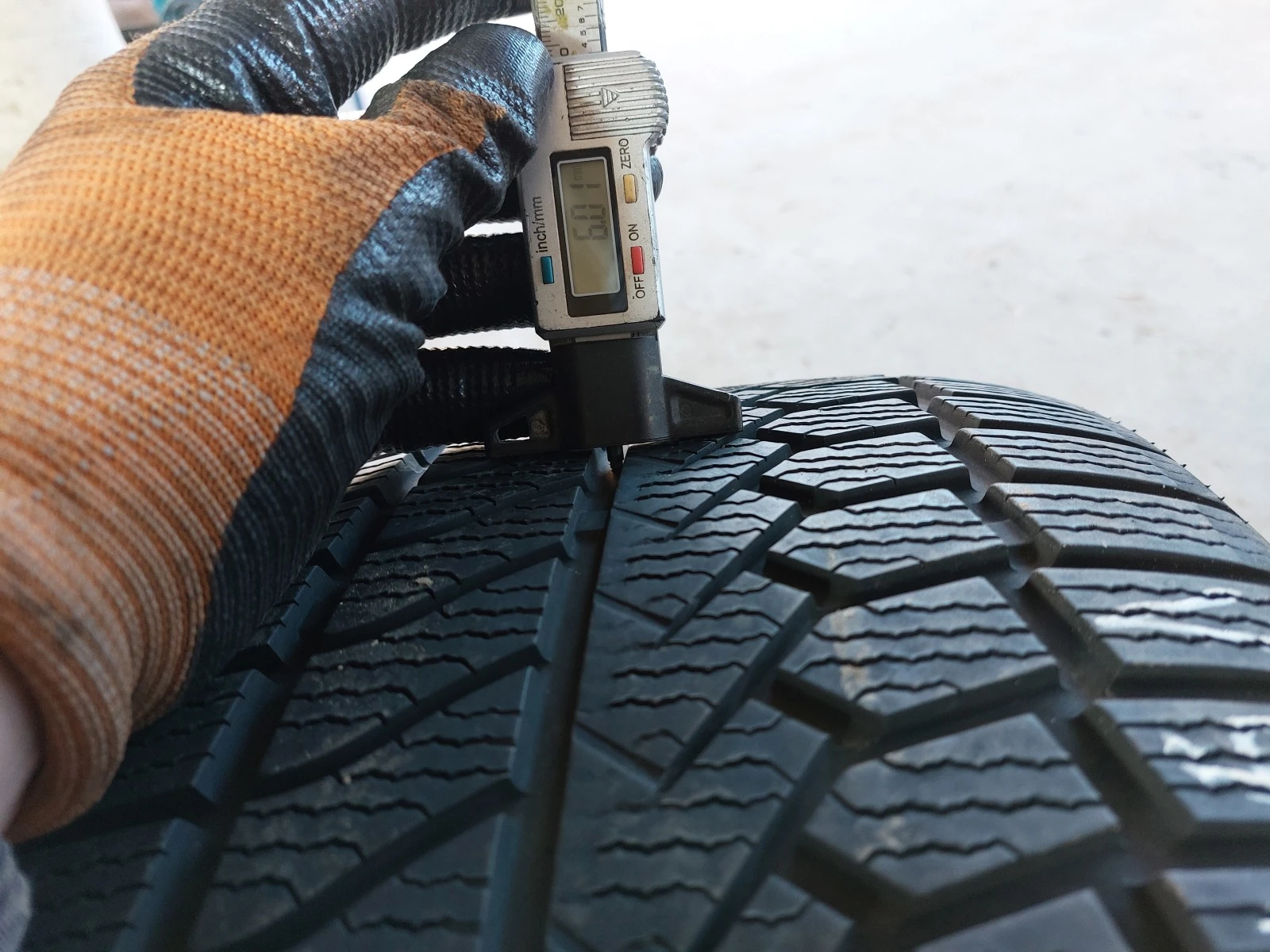  255/40R18 | Mobile.bg   4