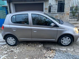 Toyota Yaris 1.3, снимка 2