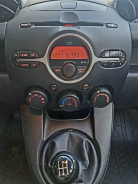 Mazda 2 1.3i 4 цилиндъра * КЛИМАТИК* - 4990 лв. - 33551520 16